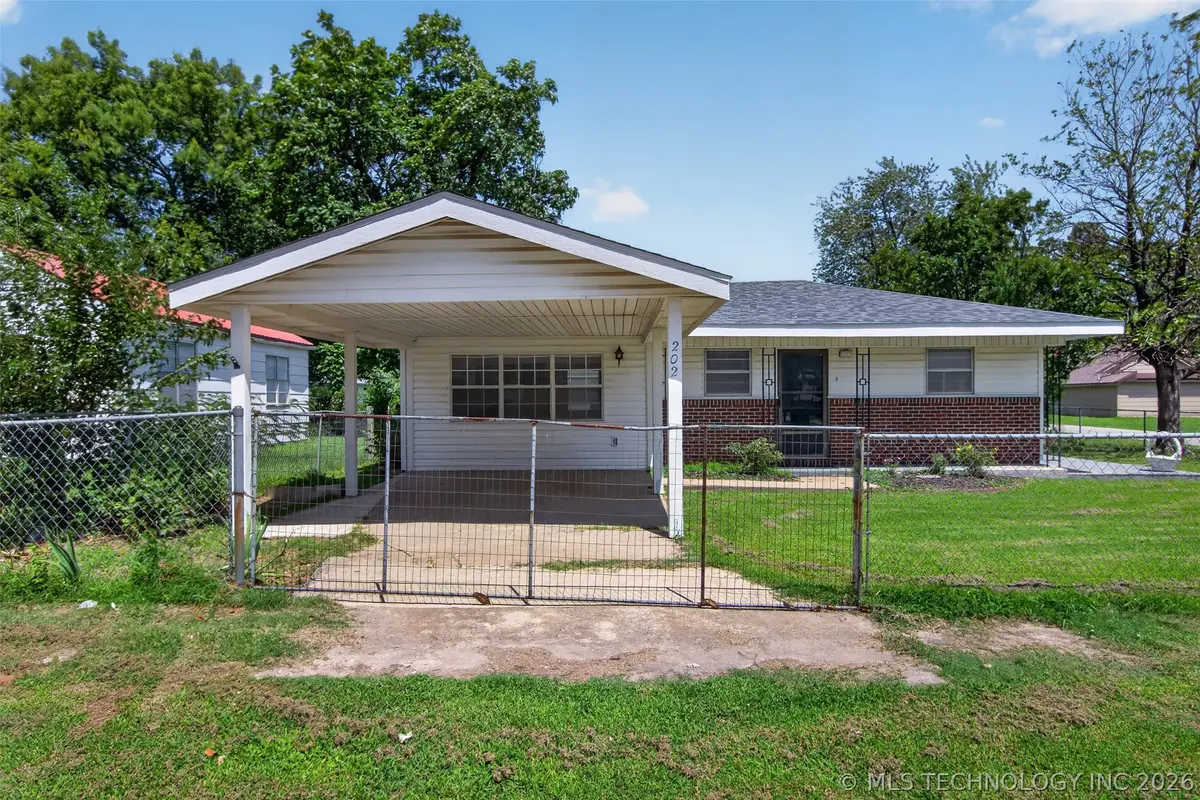 202 N Talihina Street, Salina, OK 74365 - #1