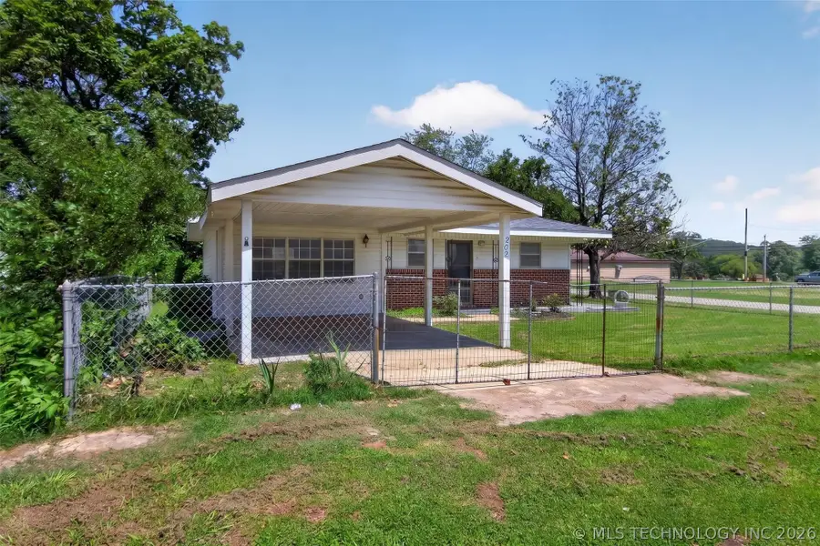 202 N Talihina Street, Salina, OK 74365 - #2