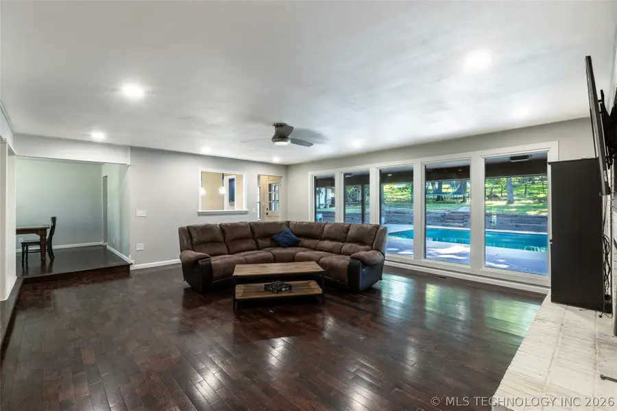 416 Timbercrest Road, Catoosa, OK 74015 - #3