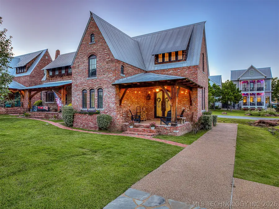 43 Redbud Street #D, Carlton Landing, OK 74432 - #2