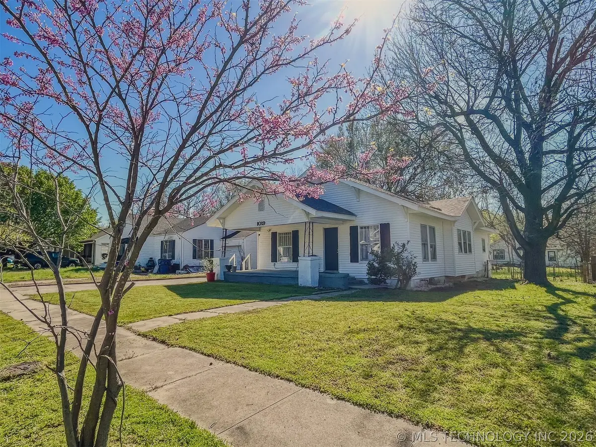 1019 S Stockton, Ada, OK 74820 - #1