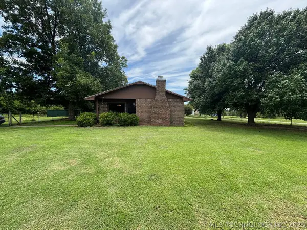 975 Cox City Road, Rush Springs, OK 73082