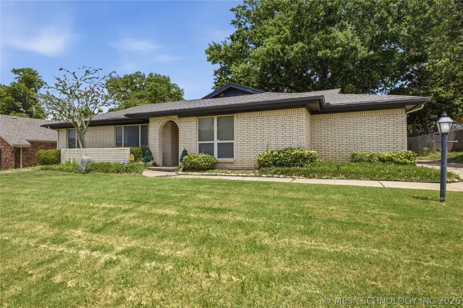 5525 S 66th East Avenue, Tulsa, OK 74145 - #2