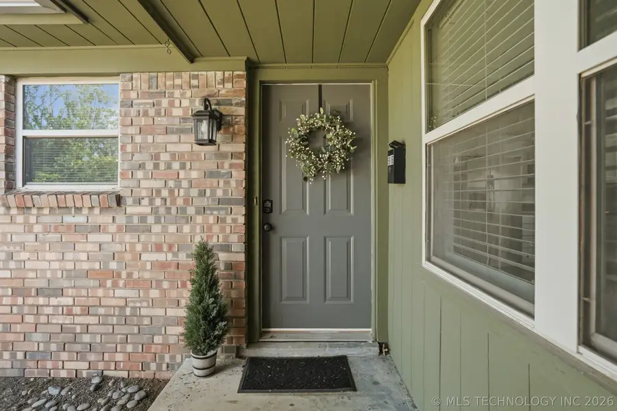 6916 E 18th Street, Tulsa, OK 74112 - #2