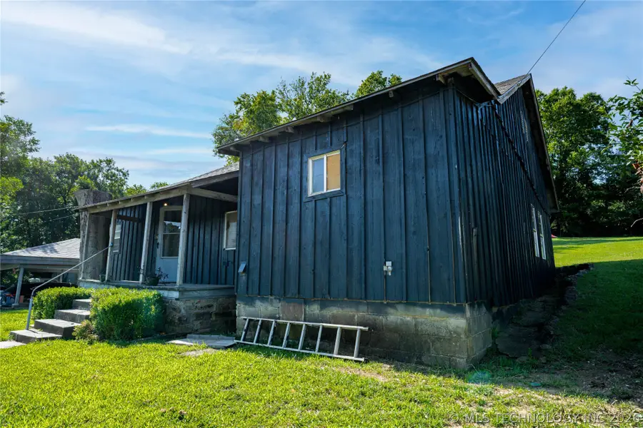 1020 W 1st Street, Hominy, OK 74035 - #2