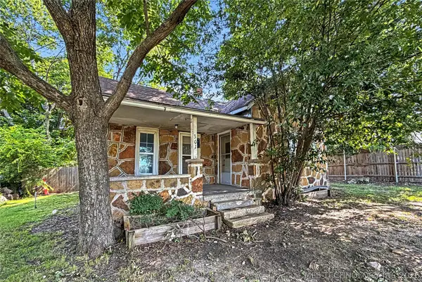 301 Goingsnake Street, Tahlequah, OK 74464