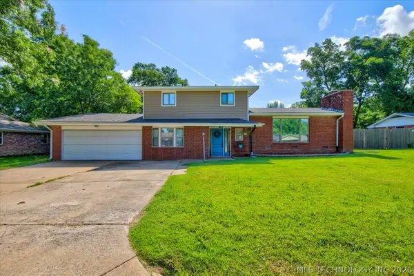 1708 Arbor Drive, Bartlesville, OK 74006