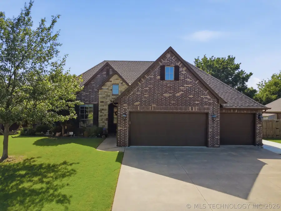 9312 N 93rd Avenue E, Owasso, OK 74055 - #2