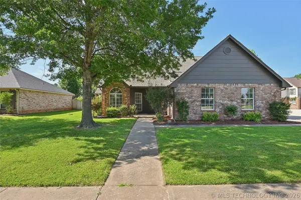 12704 E 78th Street, Owasso, OK 74055