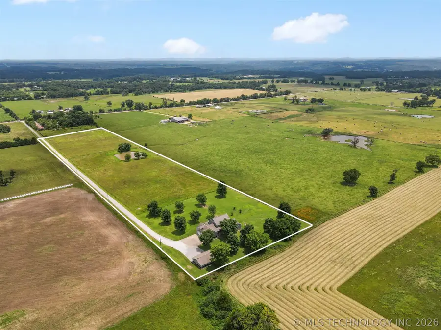 58944 S 700 Road, Watts, OK 74964 - #2