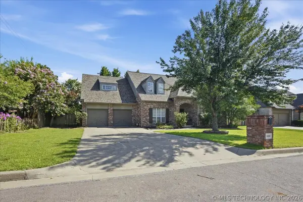8840 E 96th Street, Tulsa, OK 74133