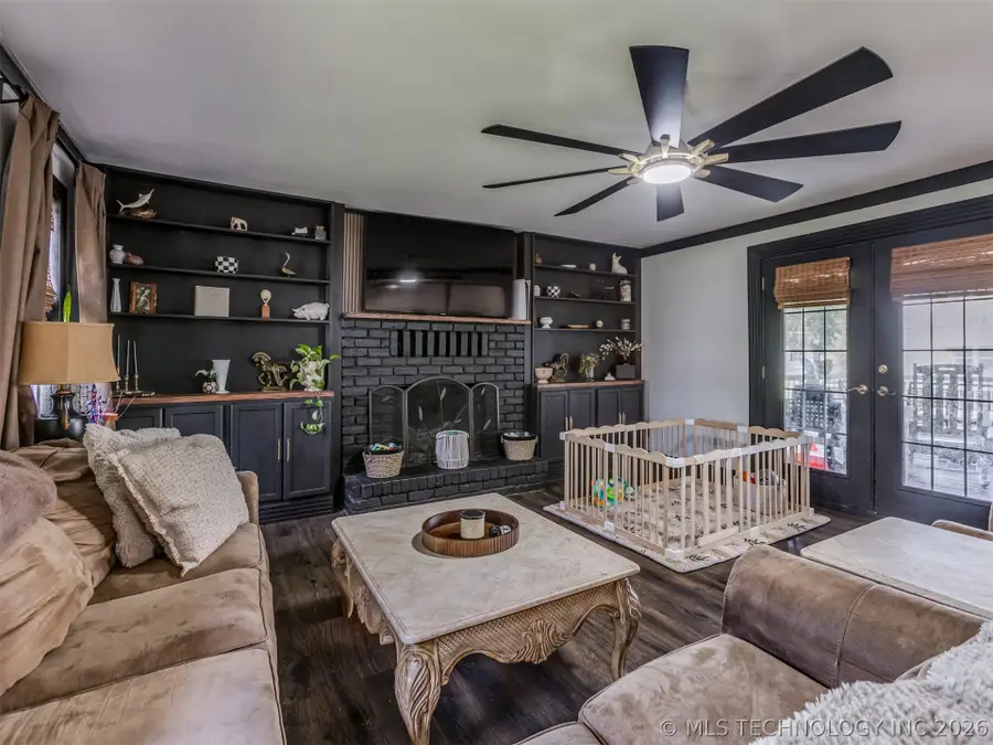 95 Bryan Street, Pryor, OK 74361 - #3