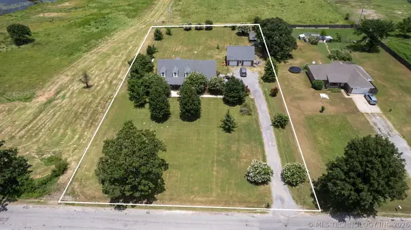 1093 W Boggy Depot, Atoka, OK 74525