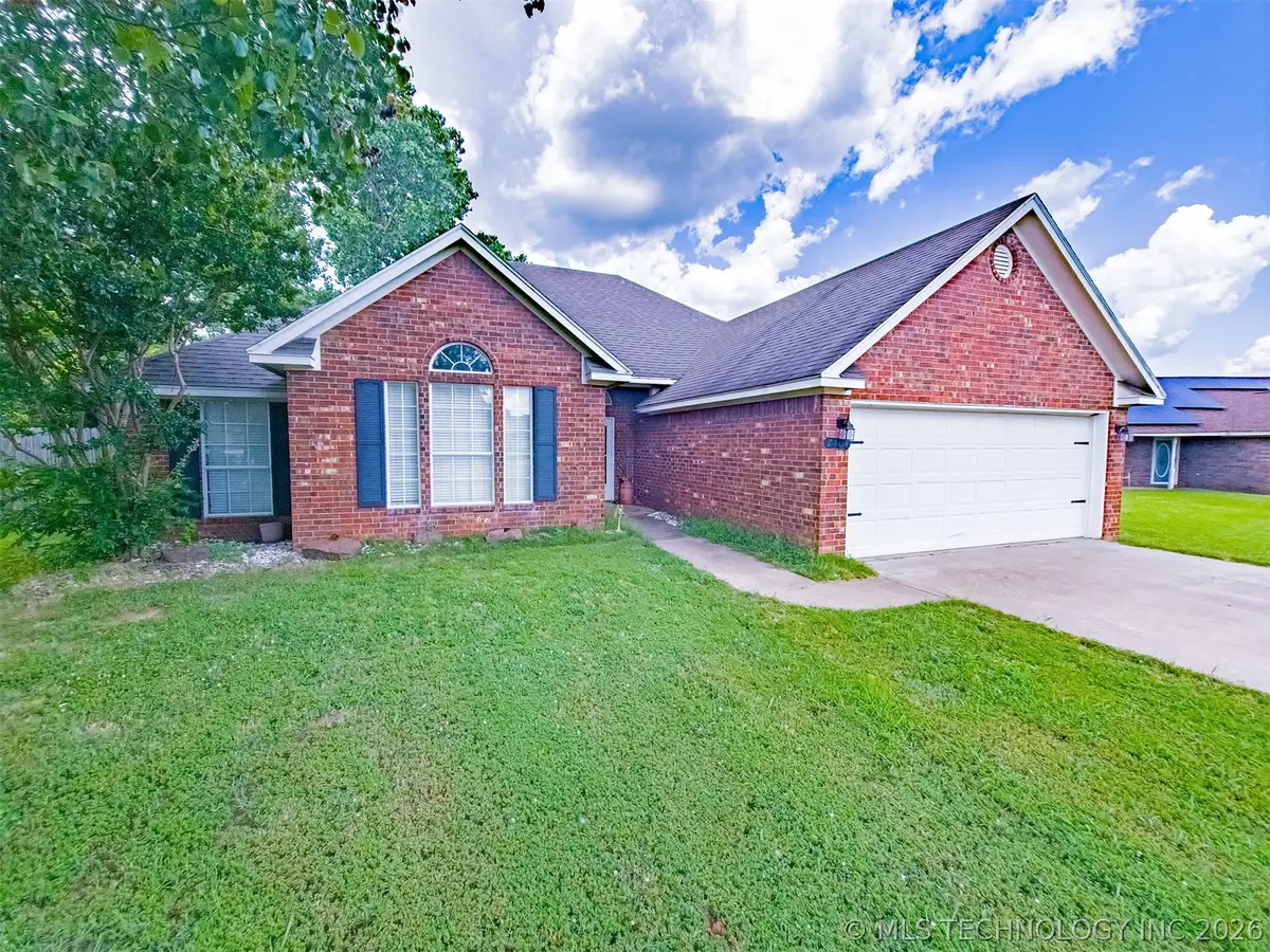 2704 Forrest Circle, Durant, OK 74701 - #1