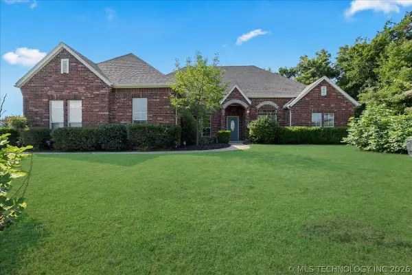 12586 Longhorn Court, Glenpool, OK 74033