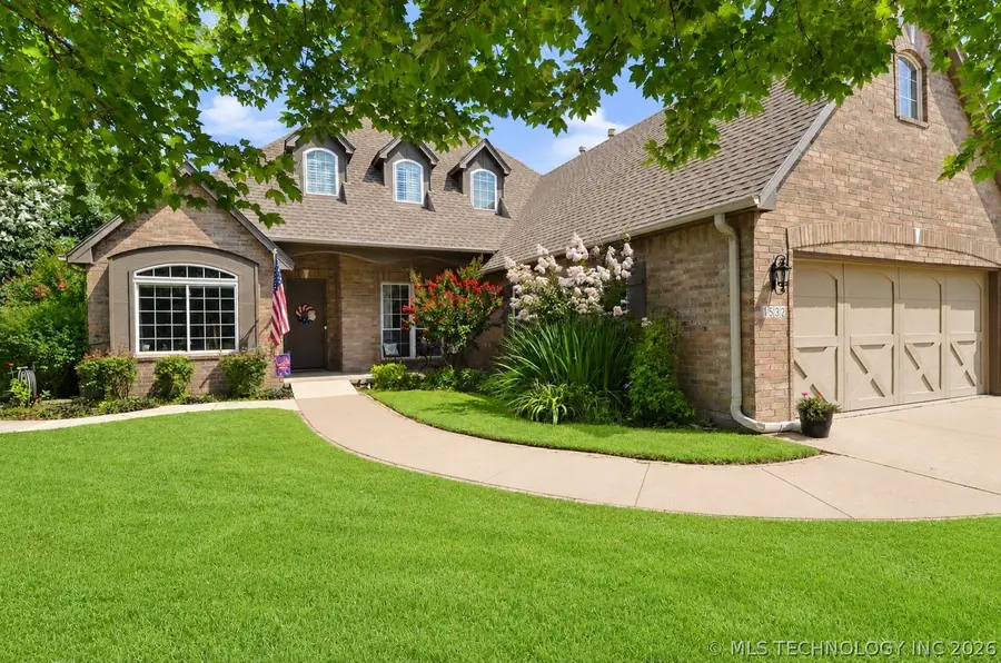 1532 W Trenton Street, Broken Arrow, OK 74012 - #2