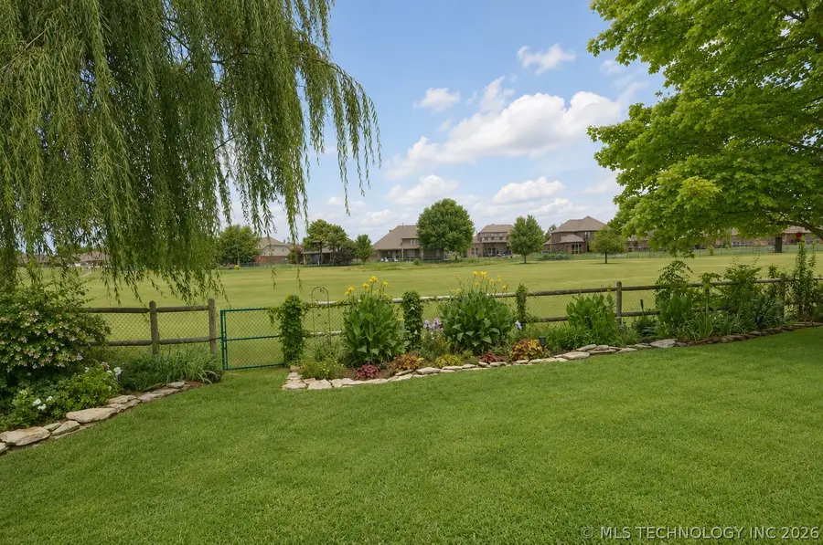 1532 W Trenton Street, Broken Arrow, OK 74012 - #3