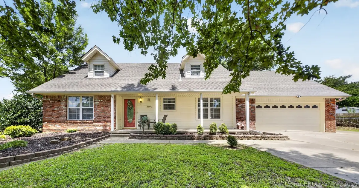 1102 W 20th Street, Claremore, OK 74017 - #1