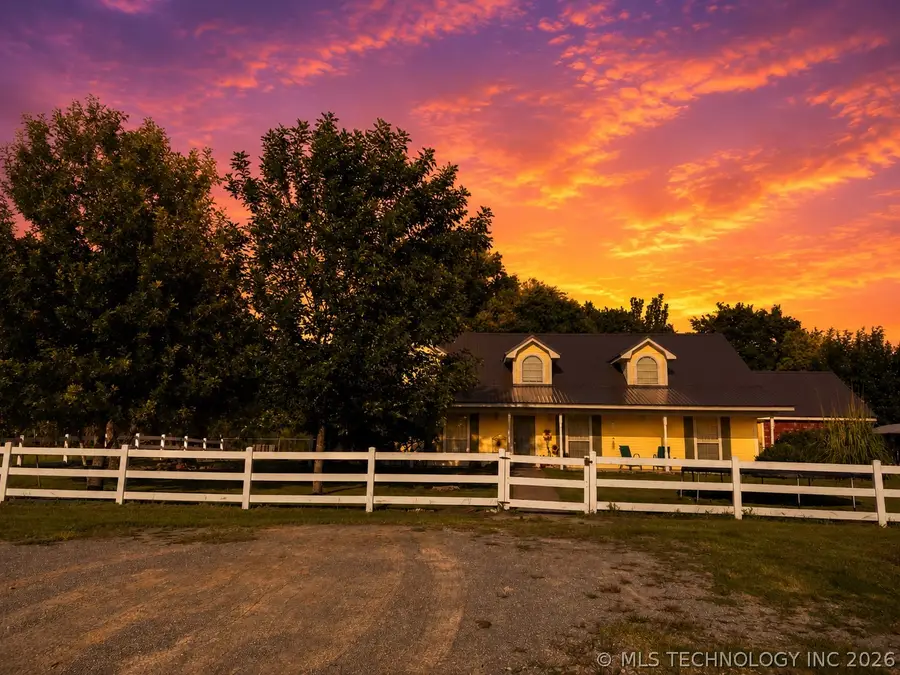 9735 E Sandy Creek Road, Coleman, OK 73432 - #3