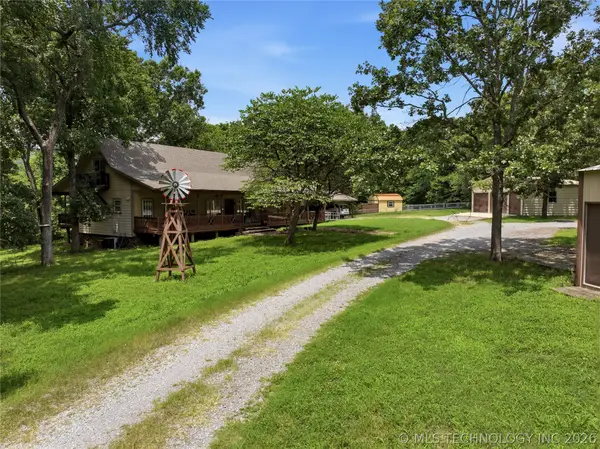 33987 S Pigeon Road, Park Hill, OK 74451