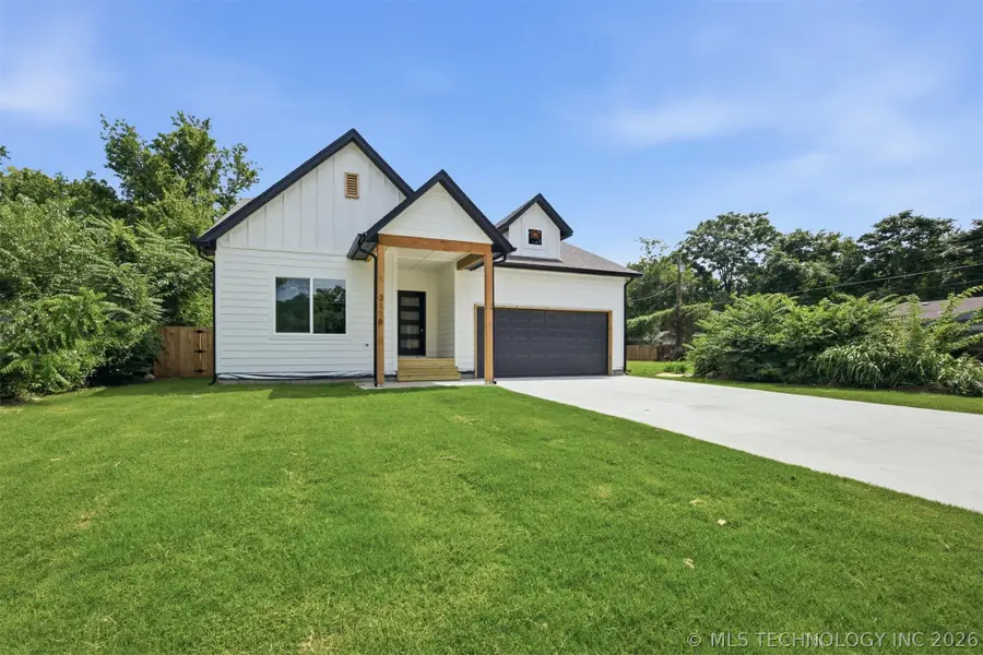 3118 E Archer Street, Tulsa, OK 74110 - #2