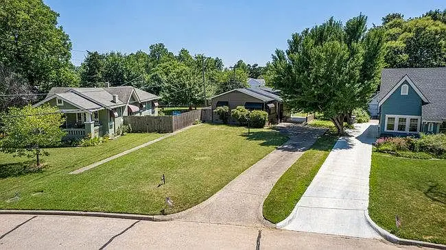 1260 S Indianapolis Avenue, Tulsa, OK 74112 - #2