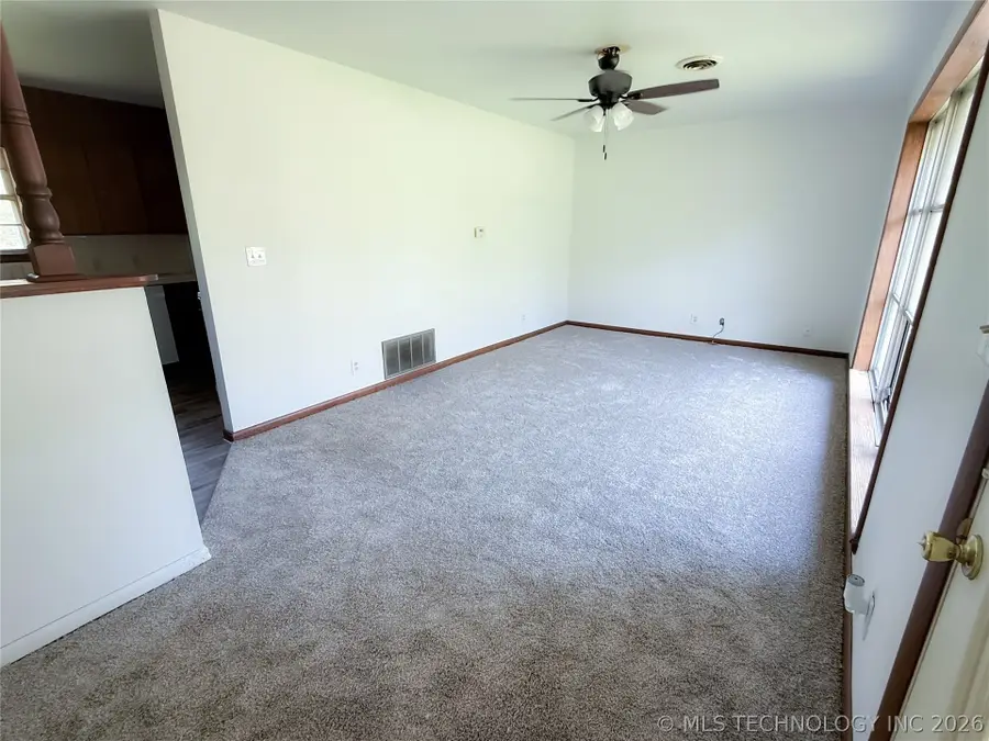 811 NE 5th Street, Antlers, OK 74523 - #3