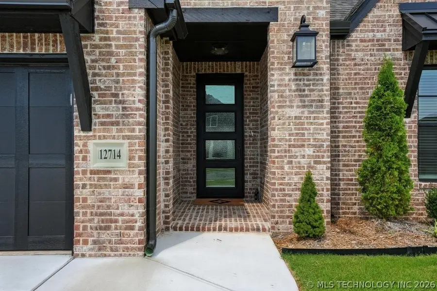 12714 S Irvington Avenue, Tulsa, OK 74008 - #2