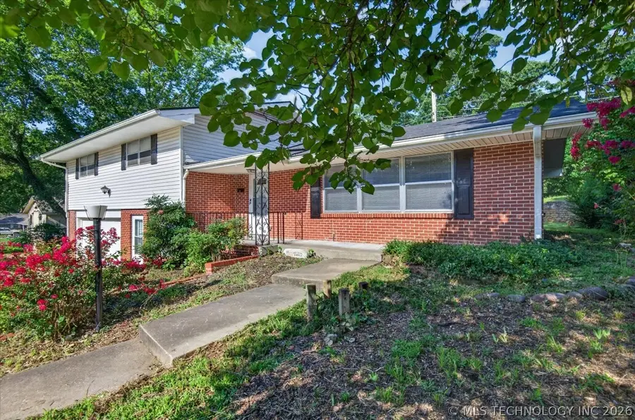 833 Winding Way, Bartlesville, OK 74006 - #2
