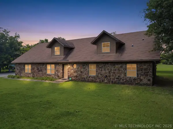 602 N Lynn Lane Road, Catoosa, OK 74015
