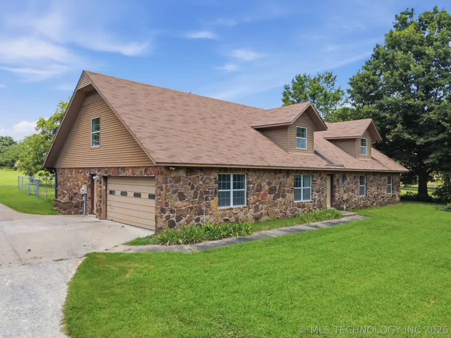 602 N Lynn Lane Road, Catoosa, OK 74015 - #3