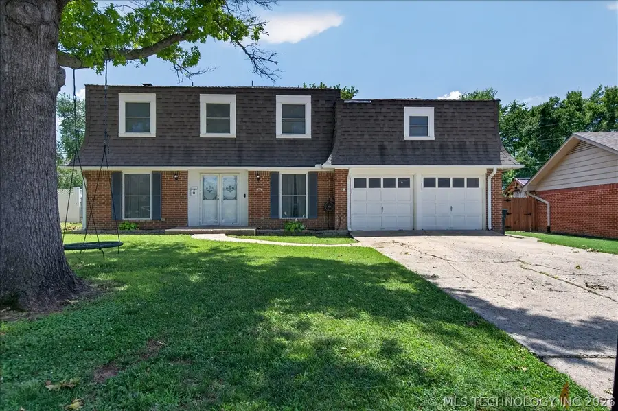 5821 Harvard Drive, Bartlesville, OK 74006 - #2