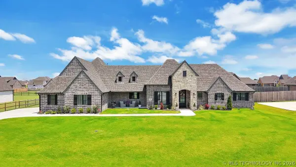 16507 S 1st West Avenue, Glenpool, OK 74033