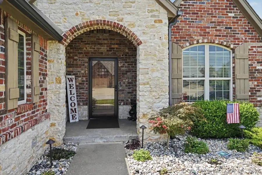 306 W 127th Place S, Jenks, OK 74037 - #3