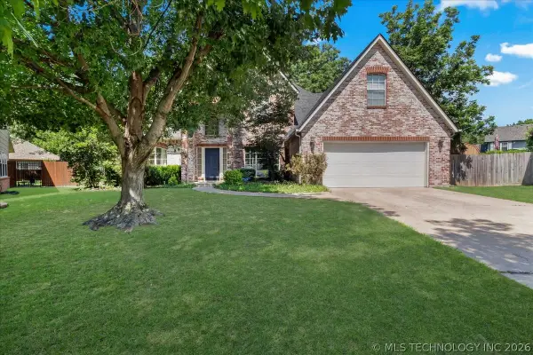 8804 S 91st East Avenue, Tulsa, OK 74133