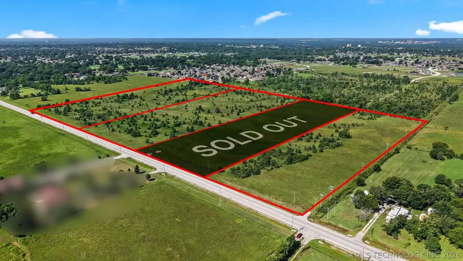 1 Bison Road, Bartlesville, OK 74006 - #3