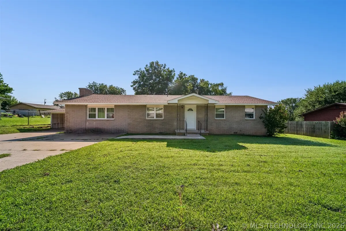 801 S D And H Street, Cleveland, OK 74020 - #1