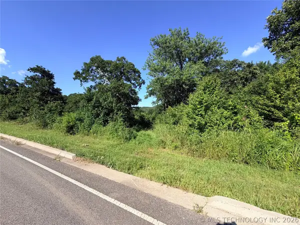 N Perry Road, Stigler, OK 74462