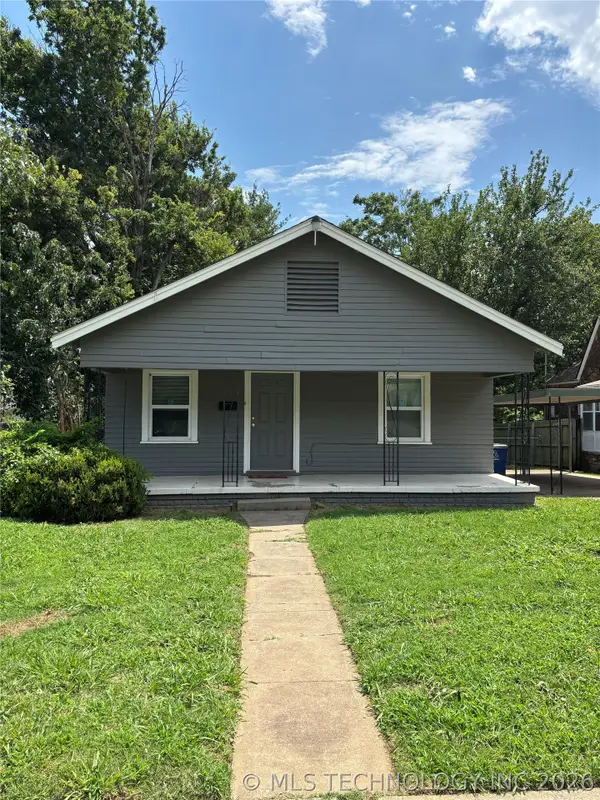 137 N Delaware Place, Tulsa, OK 74110