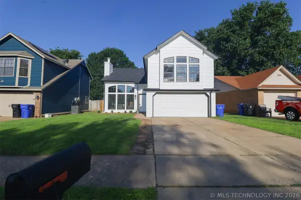 2708 S Oak Place, Broken Arrow, OK 74012