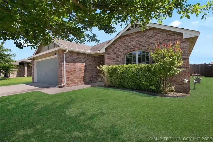 1110 E 146th Court S, Glenpool, OK 74033 - #3
