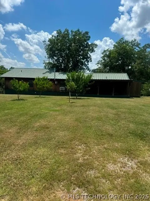 929 Hoover Road, Durant, OK 74701