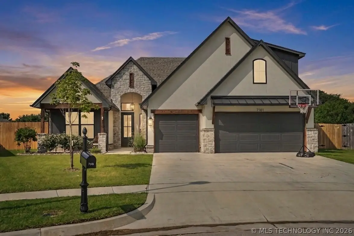 7101 E Queens Street, Broken Arrow, OK 74014 - #1