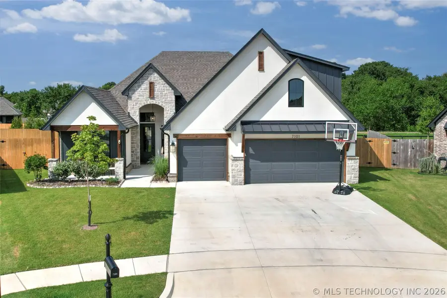 7101 E Queens Street, Broken Arrow, OK 74014 - #3