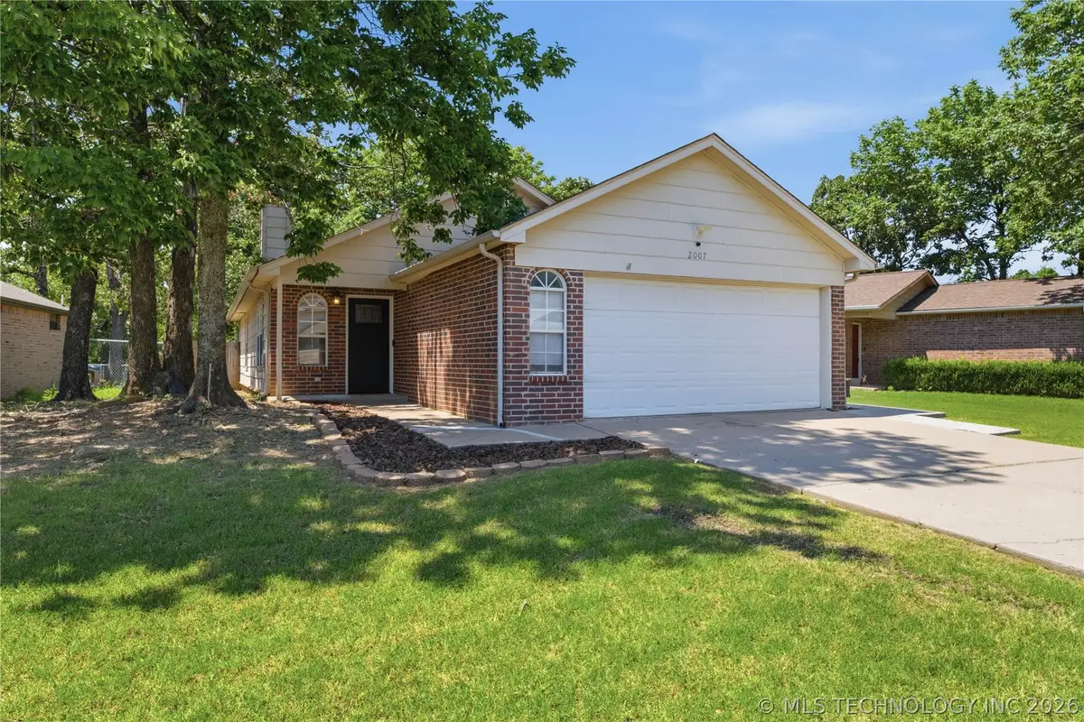 2007 W 57th Street S, Tulsa, OK 74107 - #1