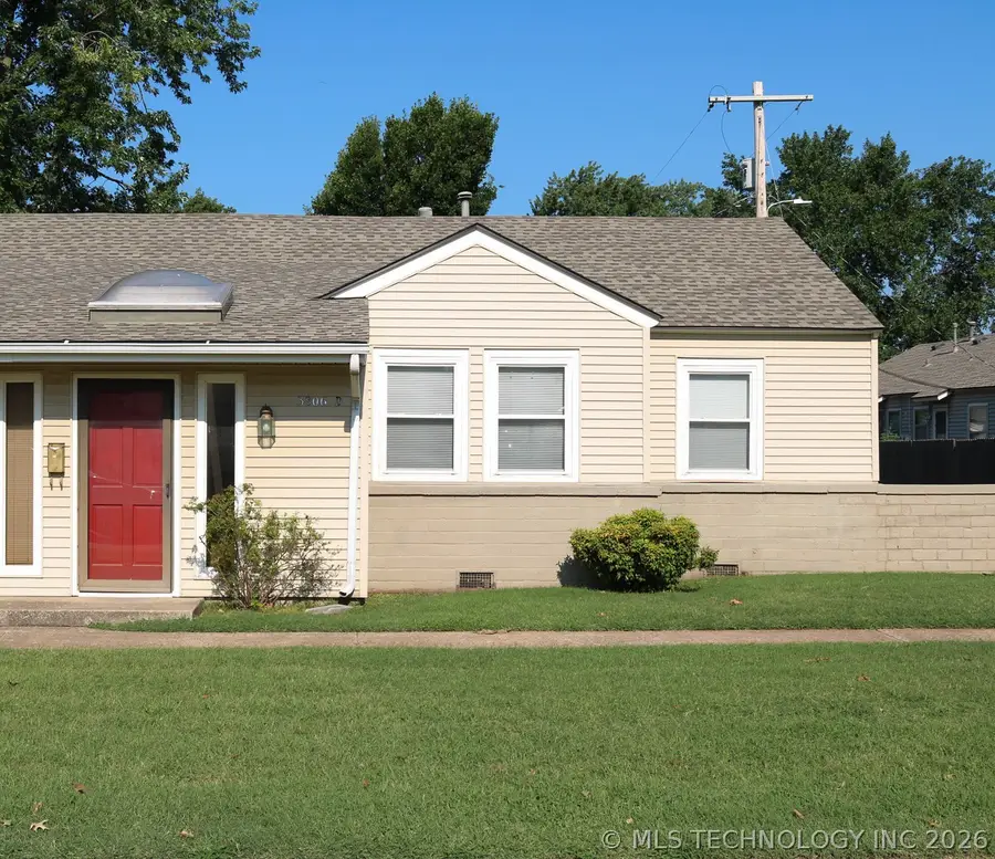 3806 S Rockford East Avenue #D, Tulsa, OK 74105 - #2