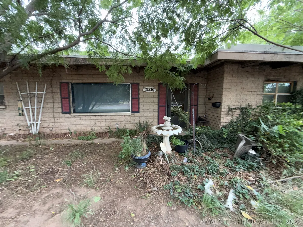 425 Oakwood Road, Enid, OK 73703 - #1