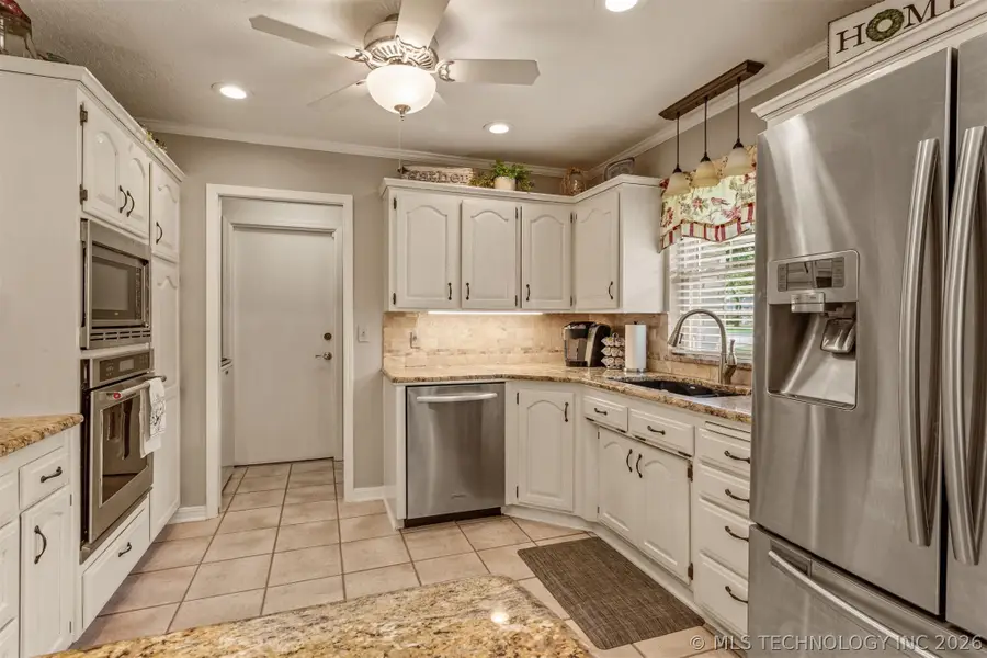 7488 N 147th East Avenue, Owasso, OK 74055 - #2
