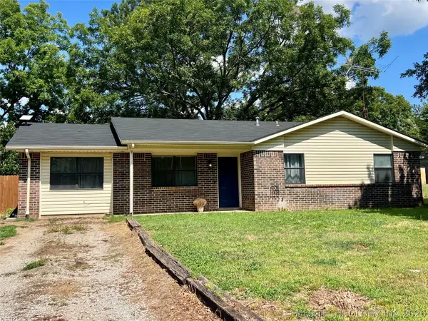 9816 County Rd 3579, Ada, OK 74820