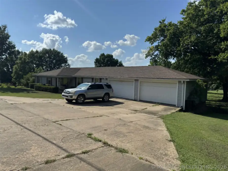 315 W Ansley Avenue, McAlester, OK 74501 - #3